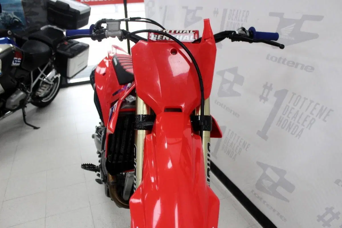 Honda CRF 250R (2024) (4)