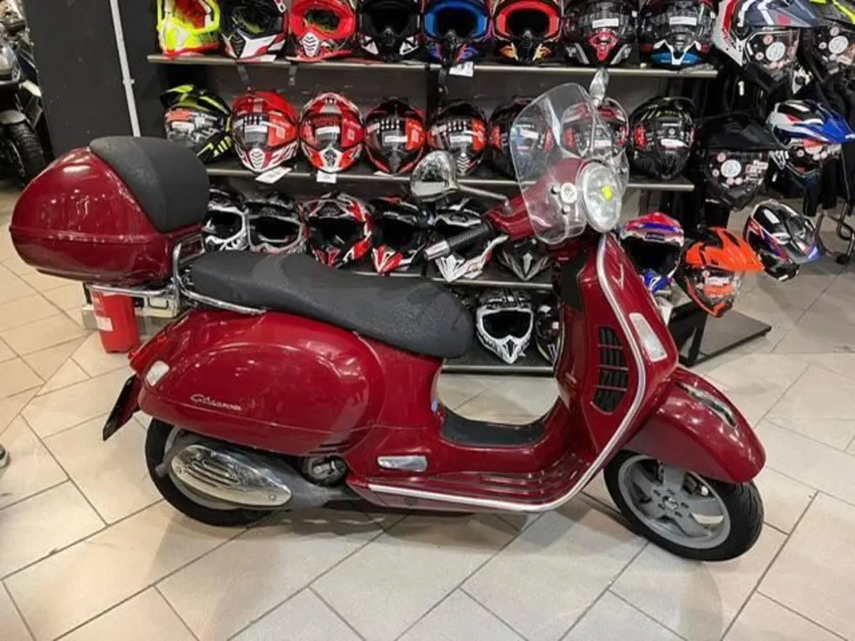 Vespa GTS 250 i.e.