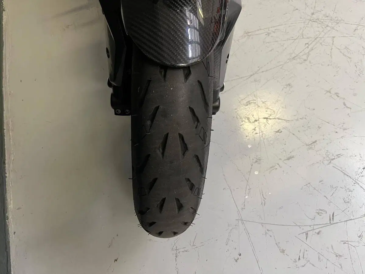 Triumph Street Triple 765 RS (2023 - 26) (10)