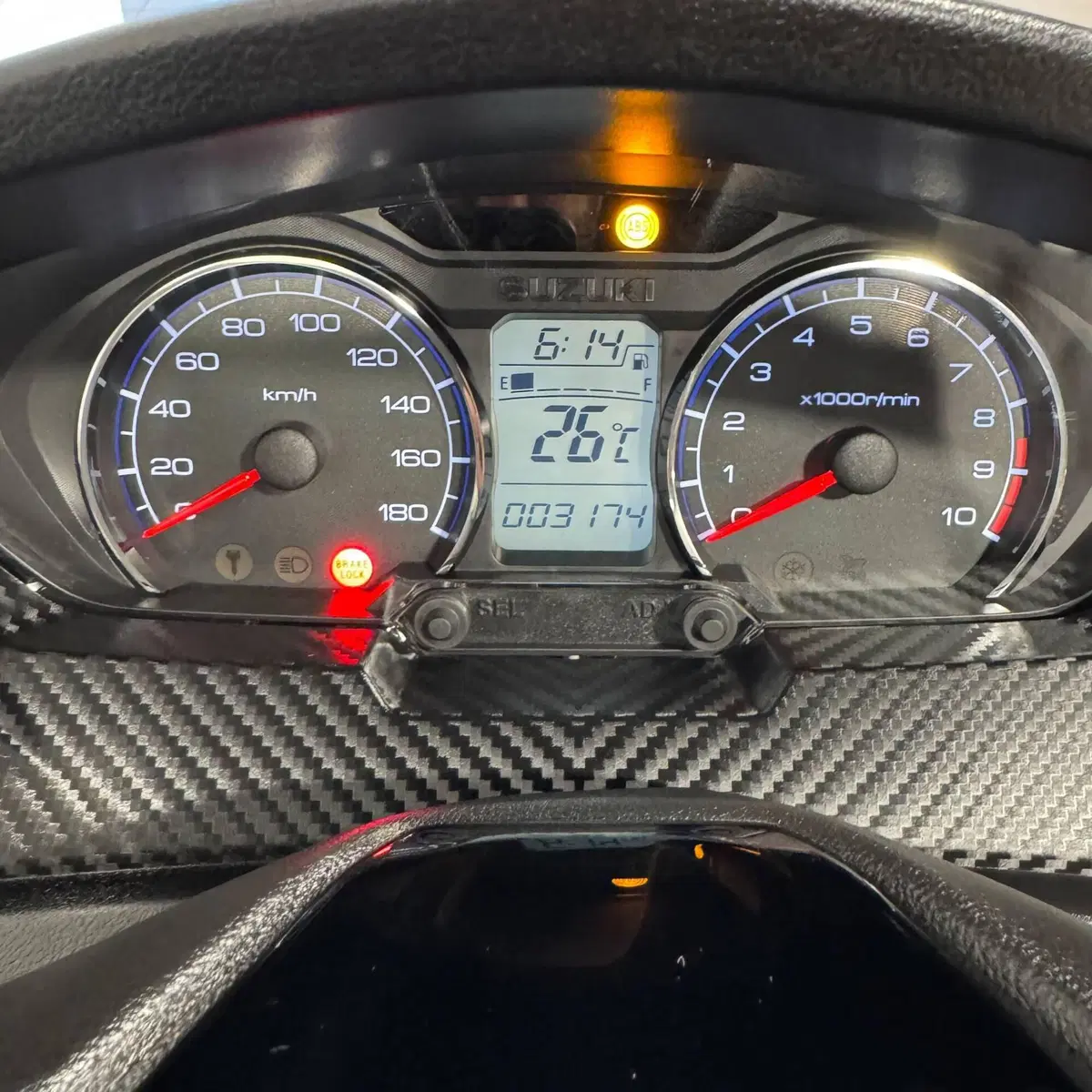 Suzuki Burgman AN 400 (2017 - 20) (4)
