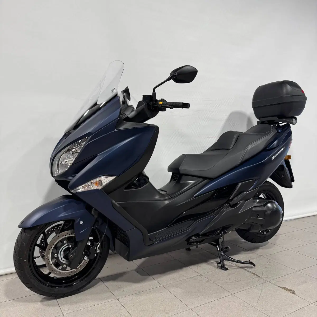 Suzuki Burgman AN 400 (2017 - 20) (2)
