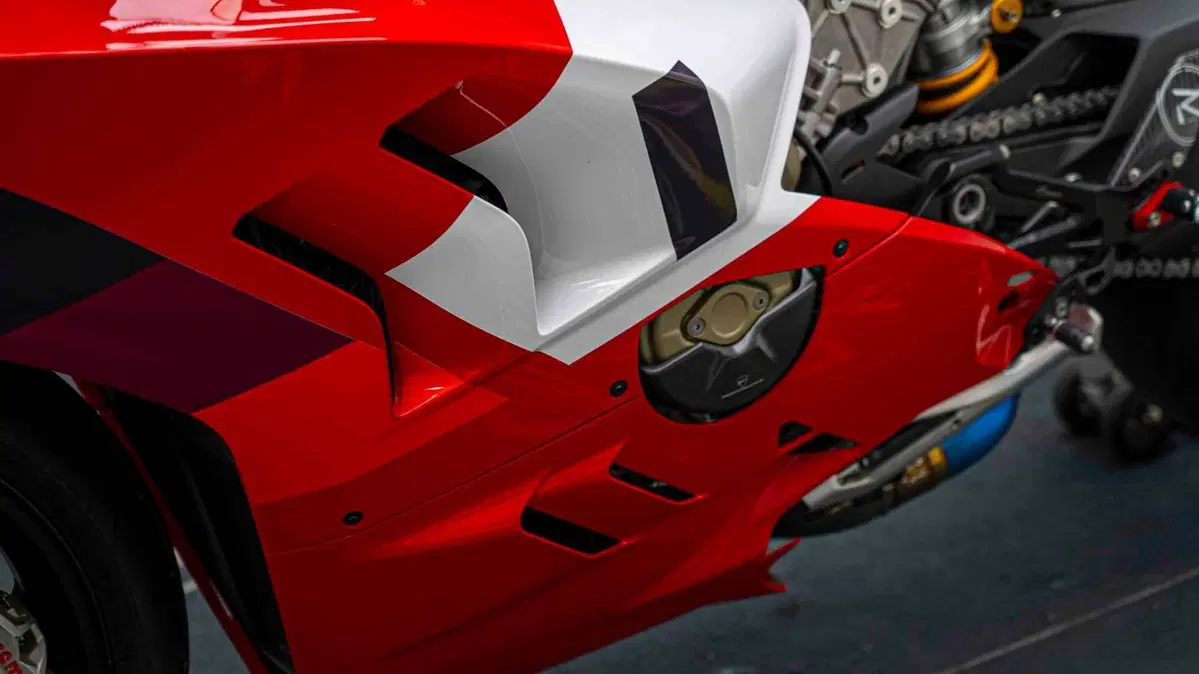 Ducati Panigale V4 R (2023 - 24) (2)