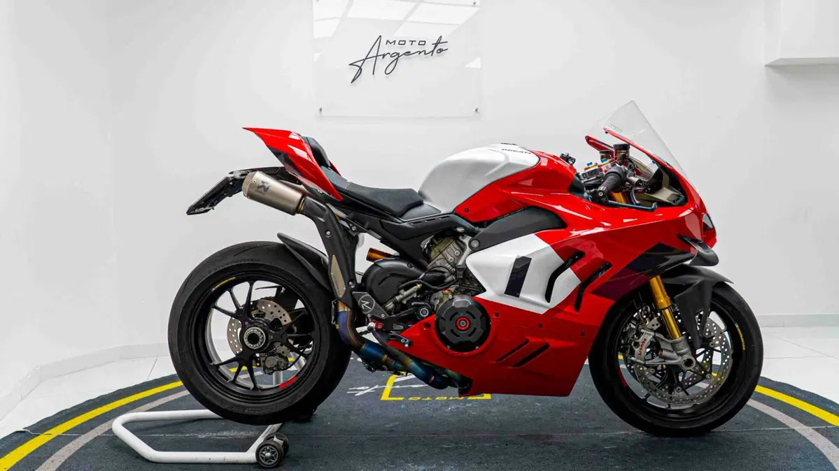Ducati Panigale V4 R (2023 - 24) (7)