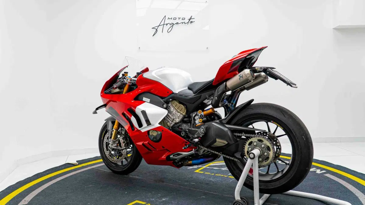 Ducati Panigale V4 R (2023 - 24) (10)
