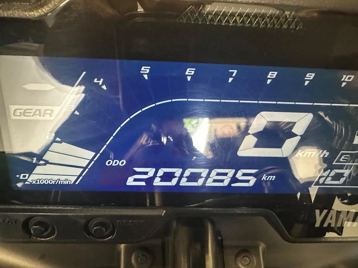 Yamaha YZF R125 (2021 - 22) (3)