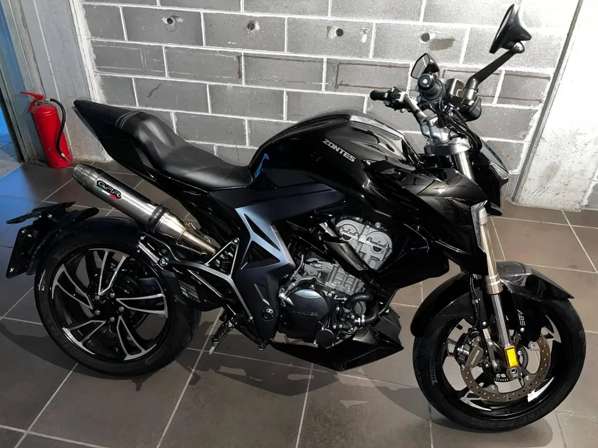 Zontes ZT310-R1 (2022 - 23)