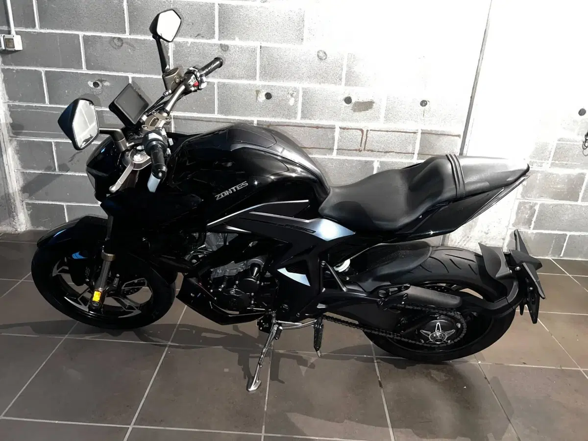 Zontes ZT310-R1 (2022 - 23) (2)