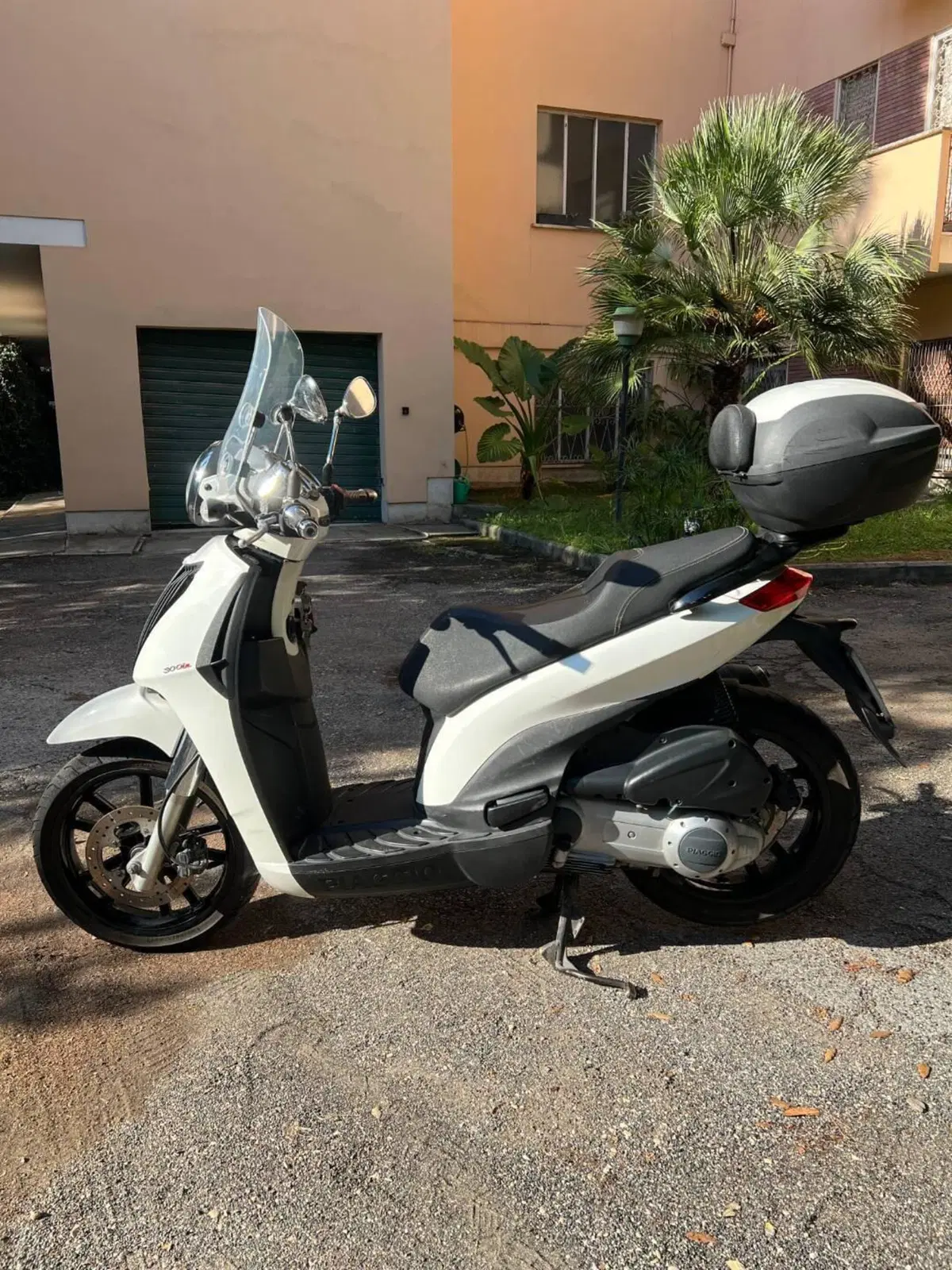 Piaggio Carnaby Cruiser 300 (2008 - 13) (4)