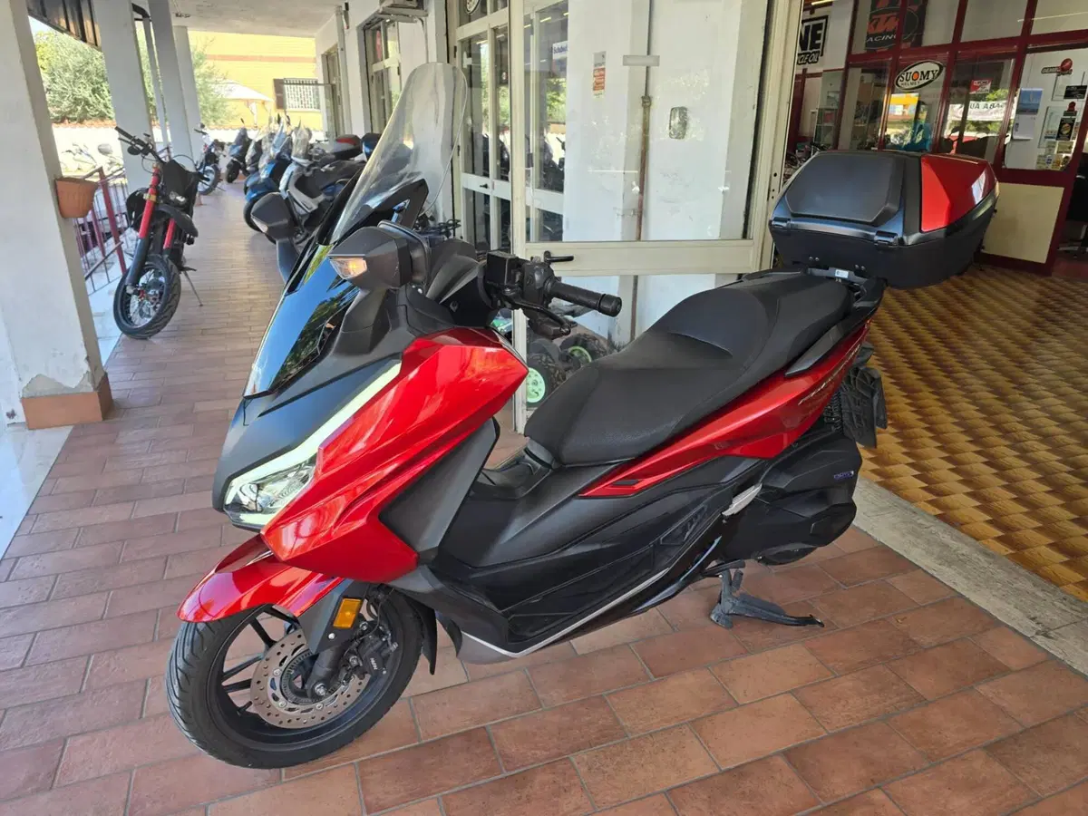 Honda Forza 350 Deluxe (2022 - 24) (6)