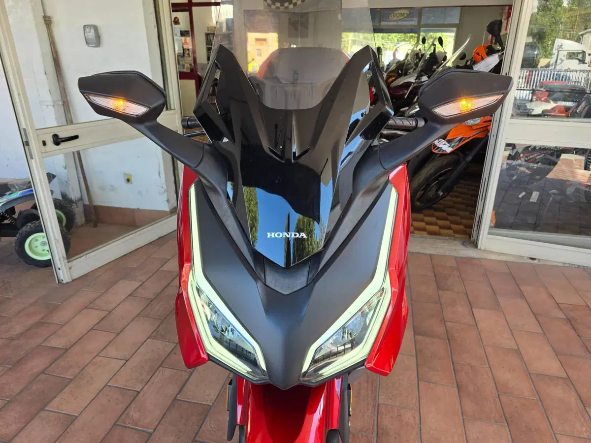 Honda Forza 350 Deluxe (2022 - 24) (7)