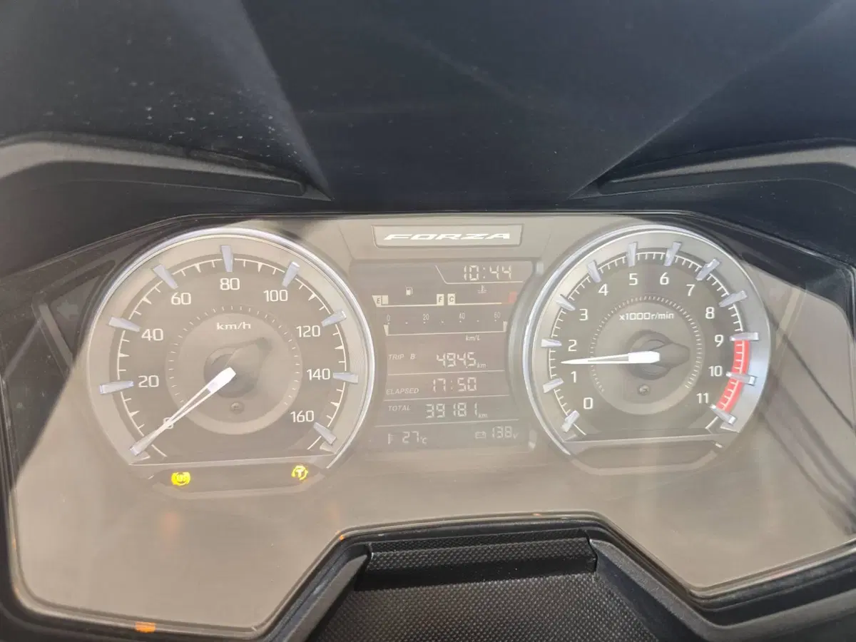 Honda Forza 350 Deluxe (2022 - 24) (9)