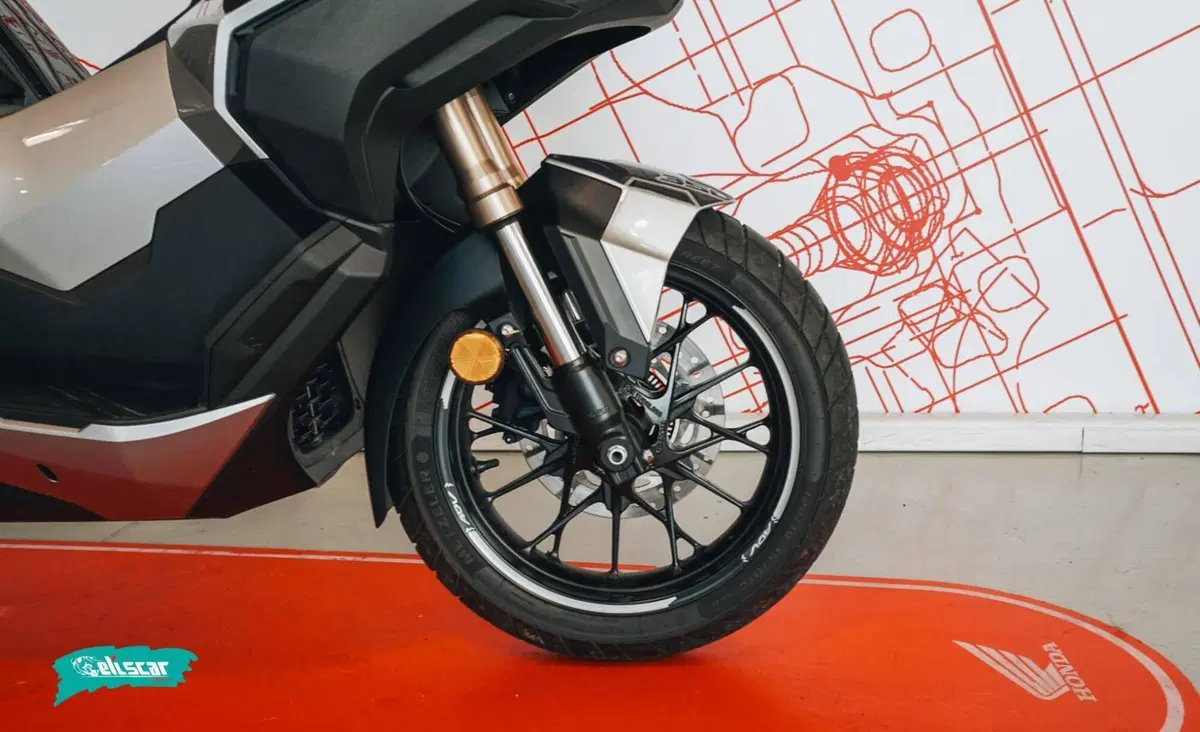 Honda ADV 350 (2022 - 24) (8)
