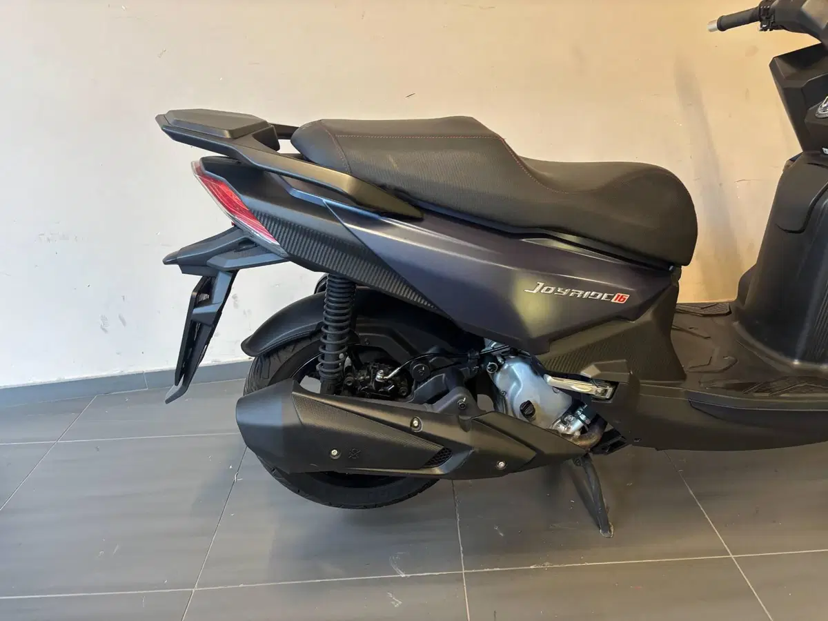 Sym Joyride 300 (2022 - 24) (8)