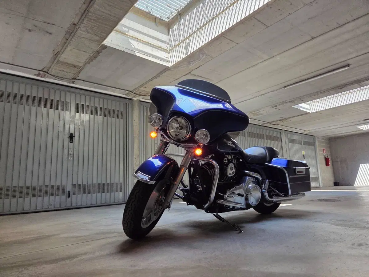 Harley-Davidson 1584 Street Glide (2007) - FLHX
