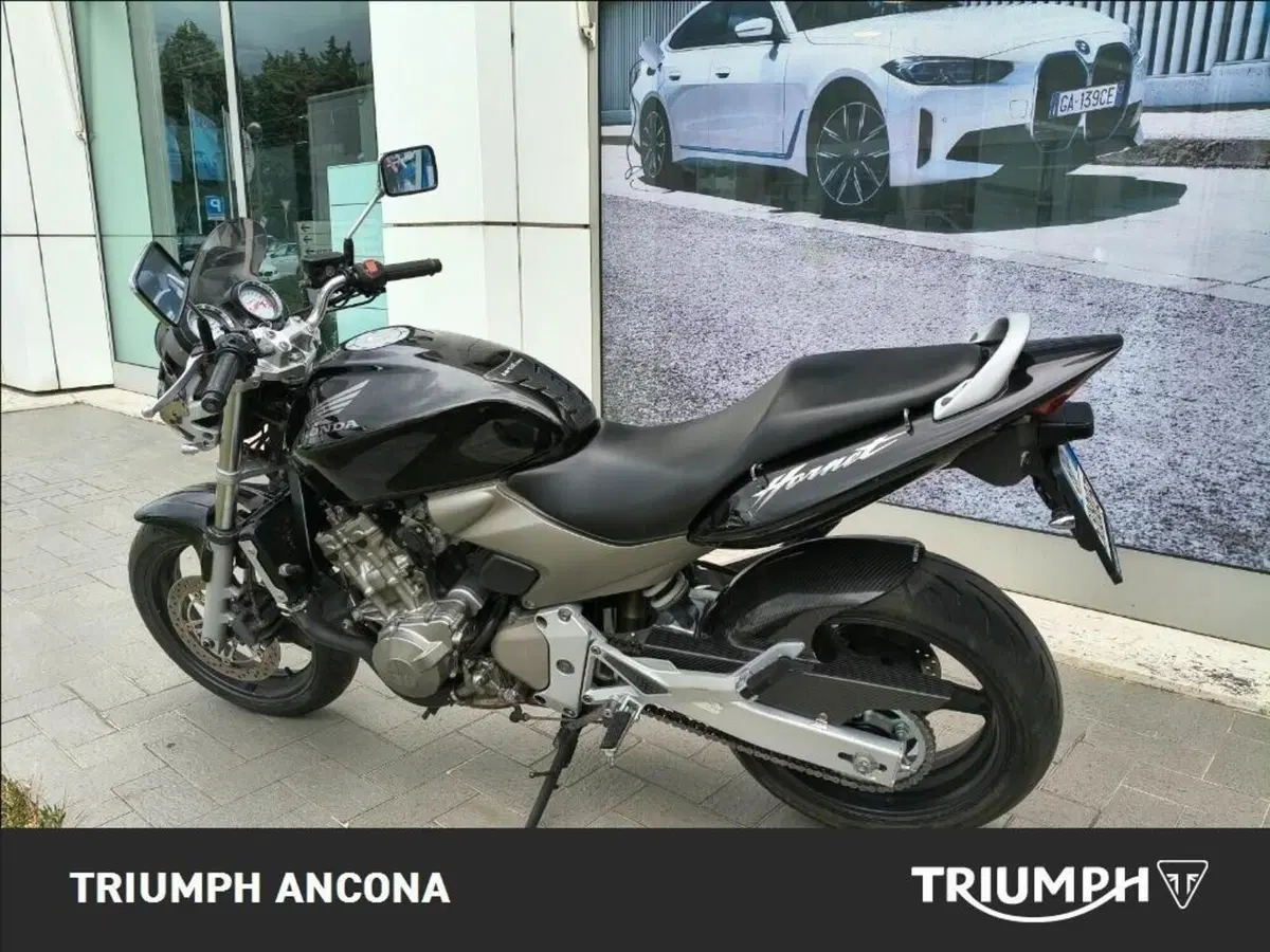 Honda Hornet 600 (2003 - 04) (4)