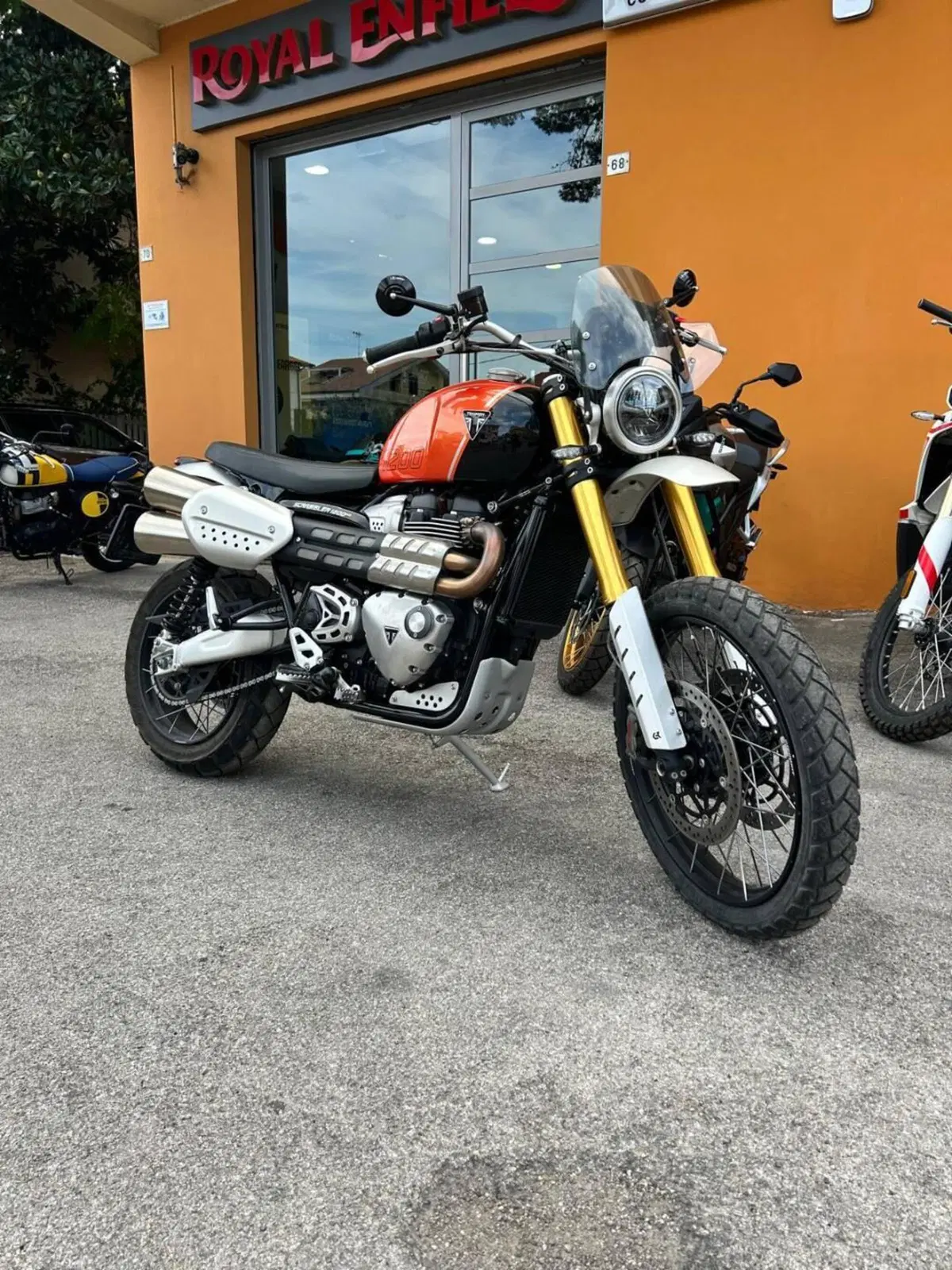 Triumph Scrambler 1200 XE (2024 - 25) (2)
