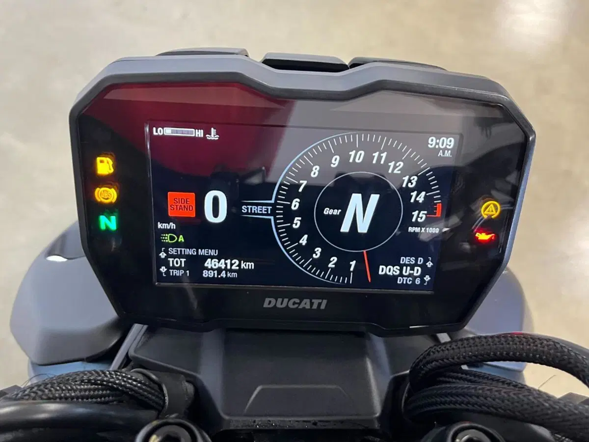 Ducati Streetfighter V4 1100 S (2021 - 22) (13)