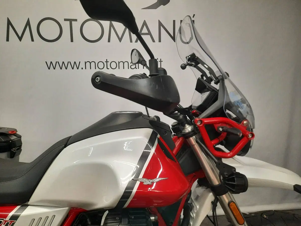 Moto Guzzi V85 TT (2019 - 20) (4)