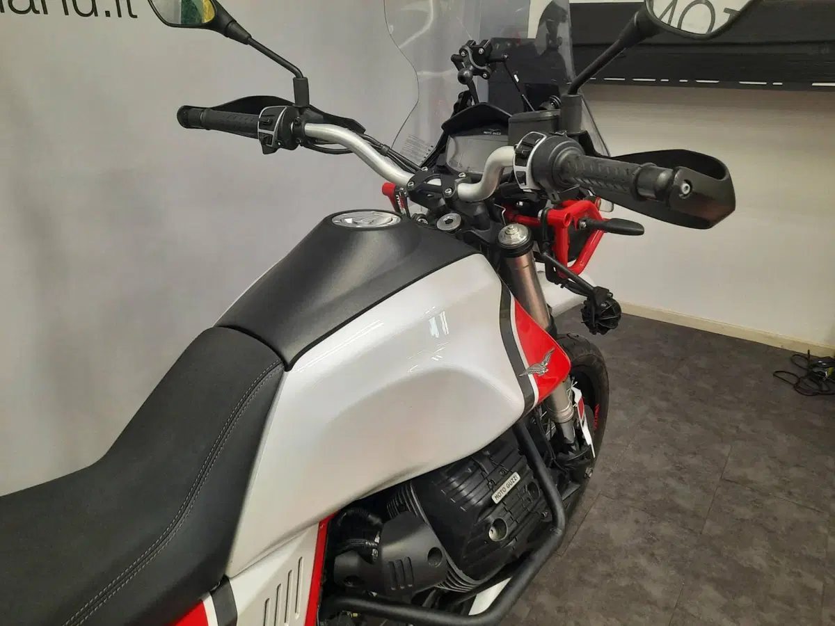 Moto Guzzi V85 TT (2019 - 20) (7)