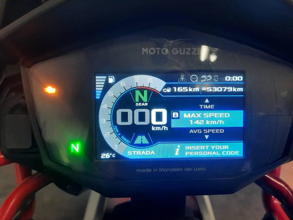 Moto Guzzi V85 TT (2019 - 20) (10)