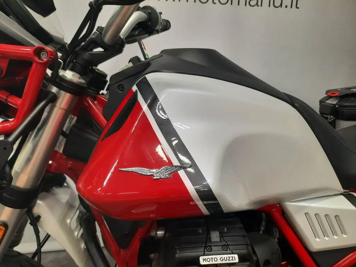 Moto Guzzi V85 TT (2019 - 20) (14)