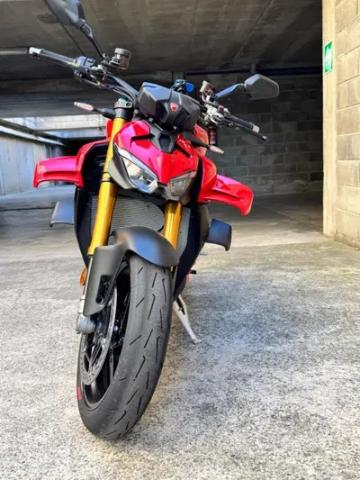 Ducati Streetfighter V4 S (2025 - 26) usata