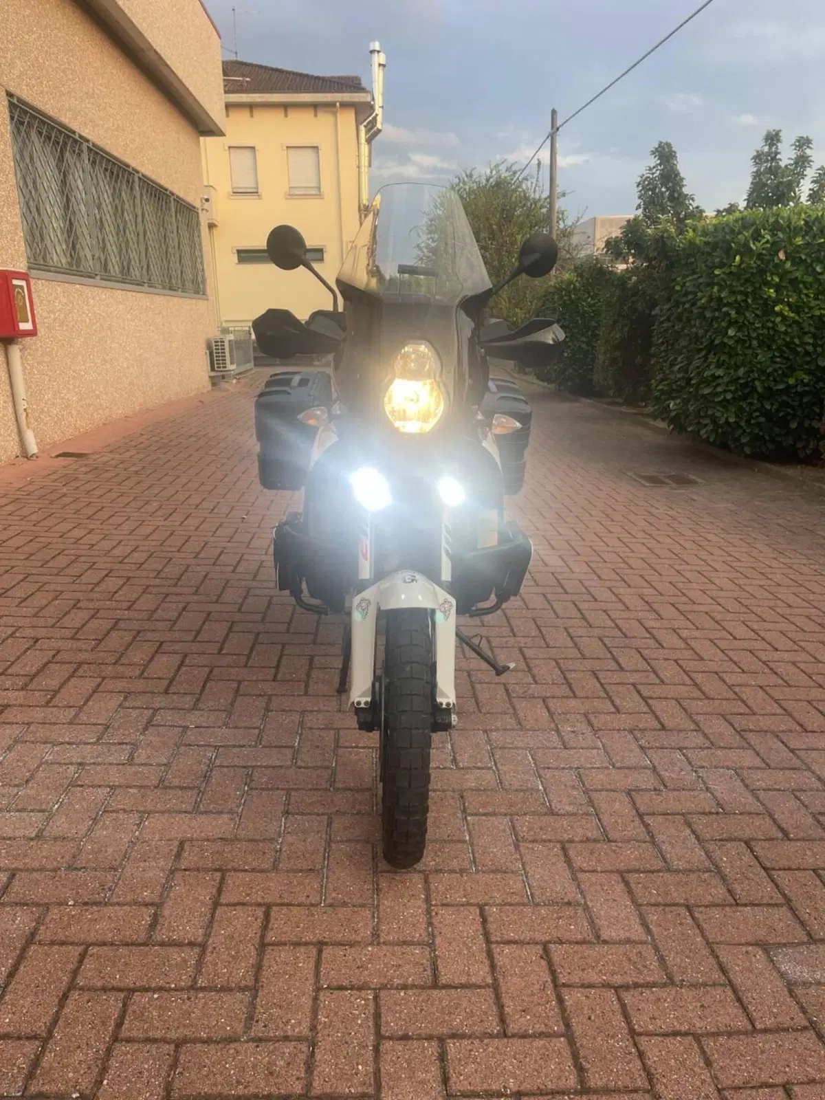 KTM 990 Adventure R (2012 - 14) (2)