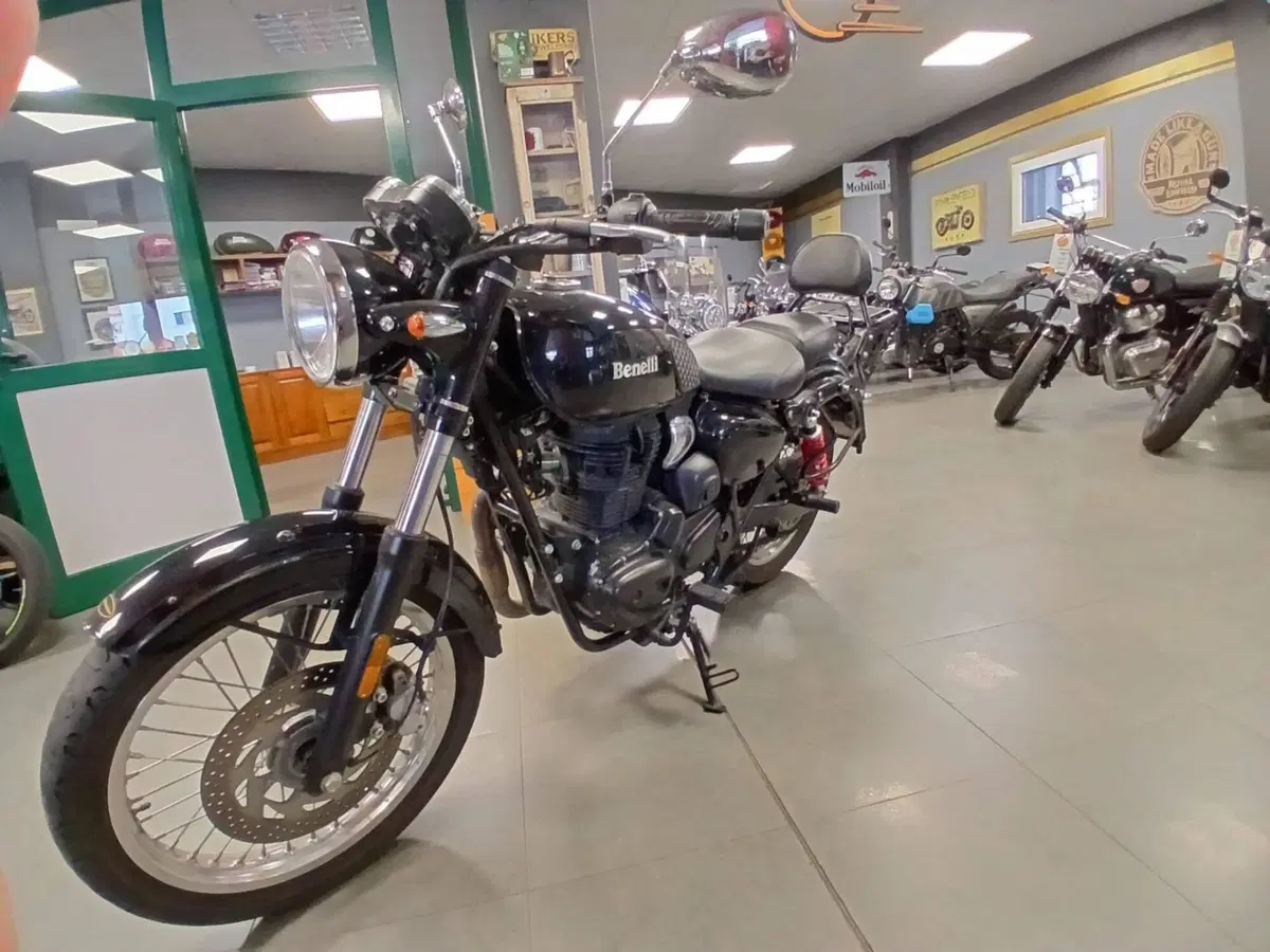 Benelli Imperiale 400 (2019 - 20) (7)
