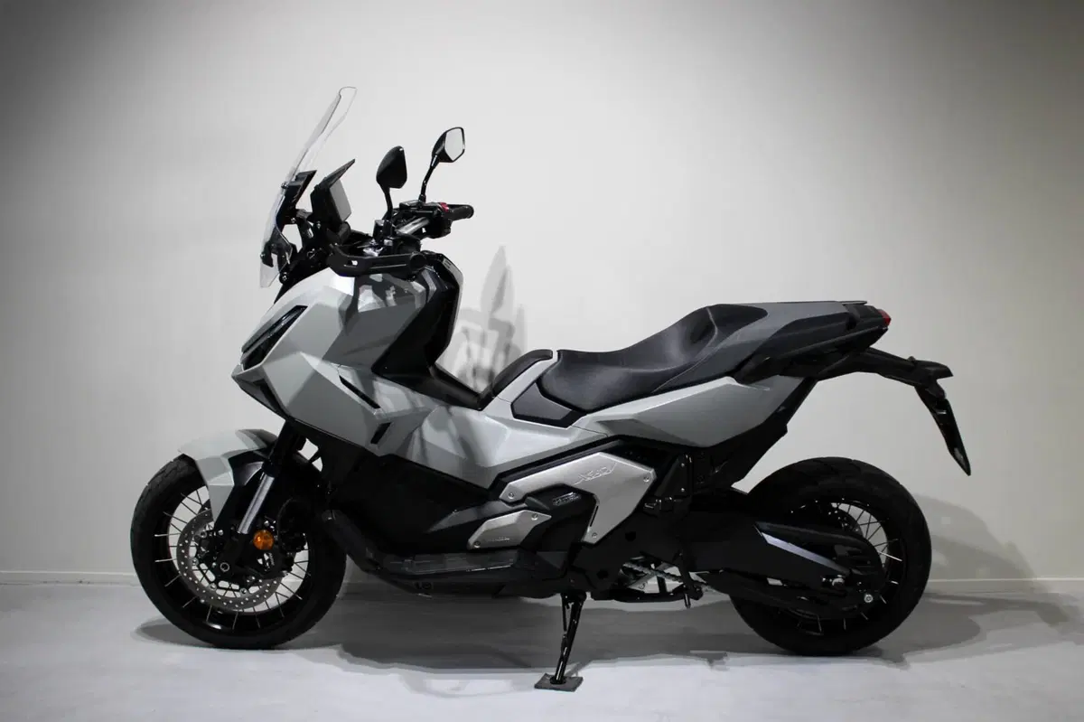 Honda X-ADV 750 (2025 - 27) (4)