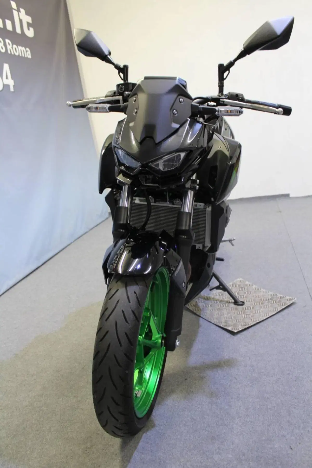 Kawasaki Z 500 SE (2024 - 26) (14)