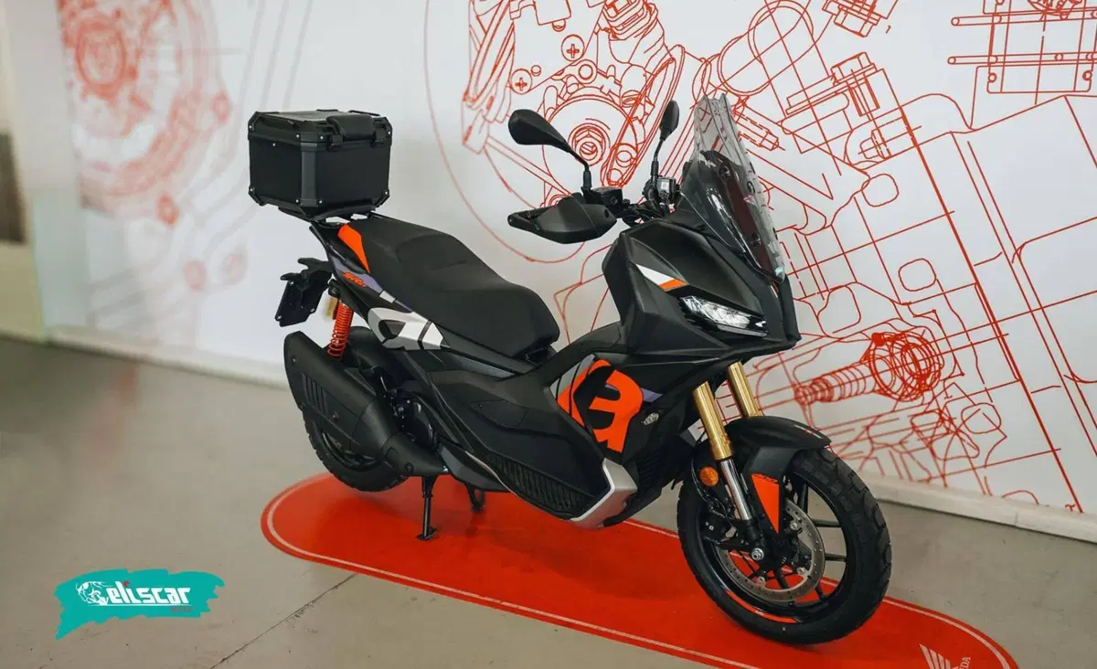 Aprilia SR GT 400 (2026) (2)