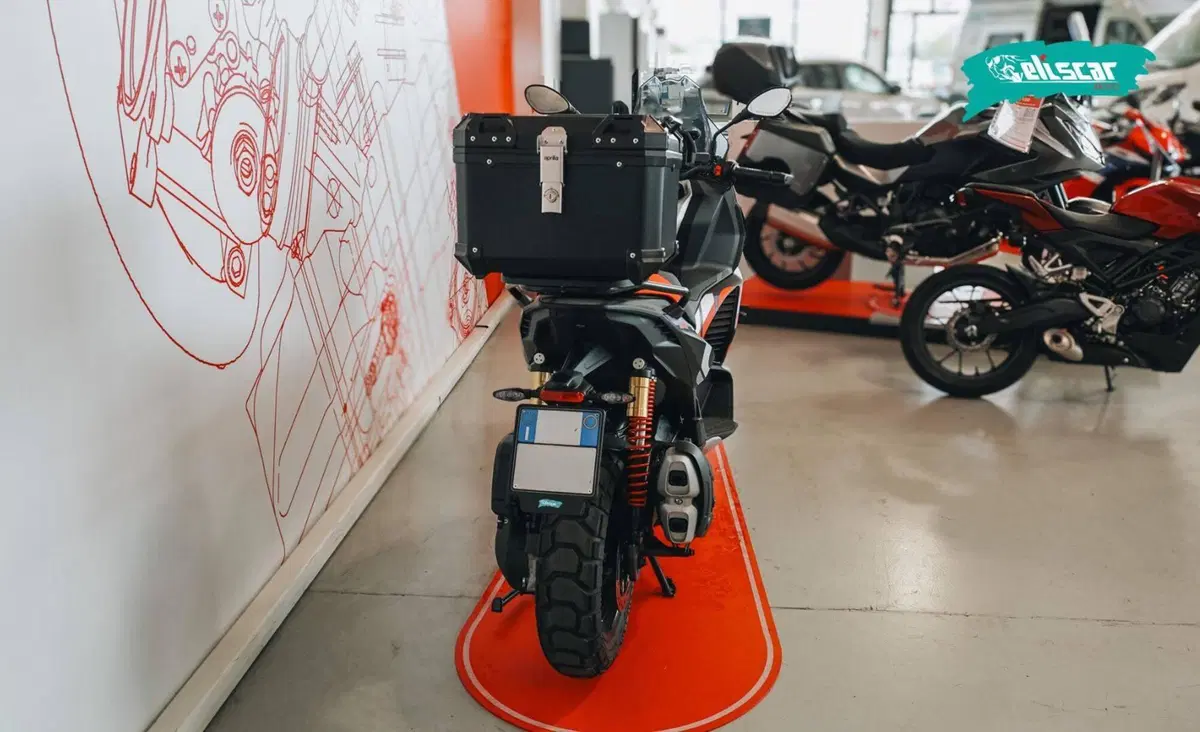 Aprilia SR GT 400 (2026) (4)
