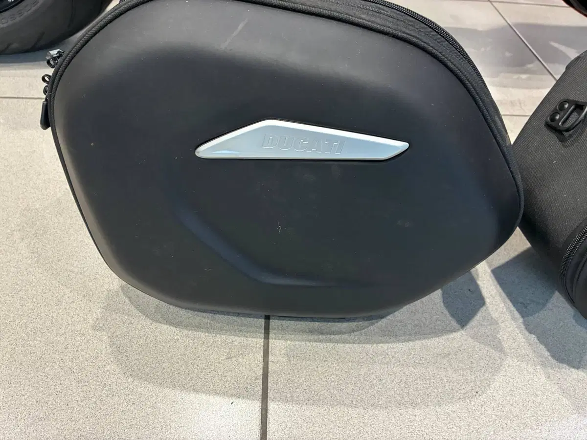 Ducati Diavel V4 (2023 - 26) (3)