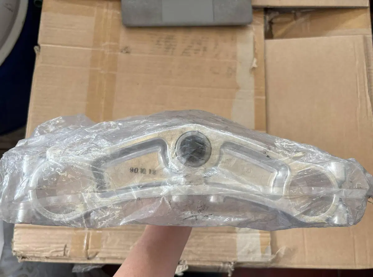 Piastra forcella inferiore Yamaha (2)
