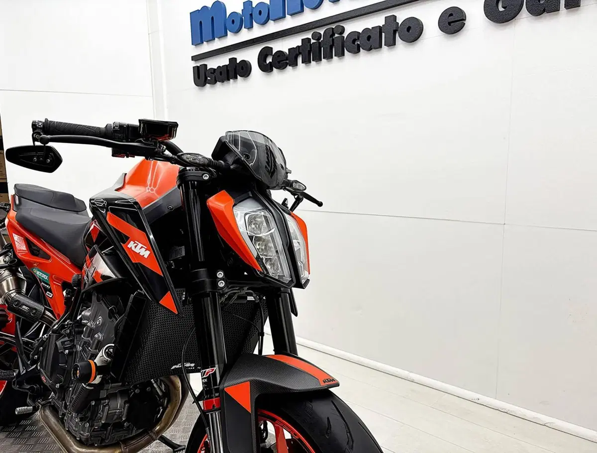 KTM 890 Duke R (2021 - 23) (10)