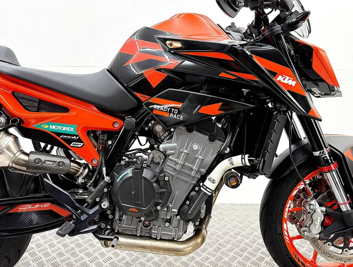 KTM 890 Duke R (2021 - 23) (7)