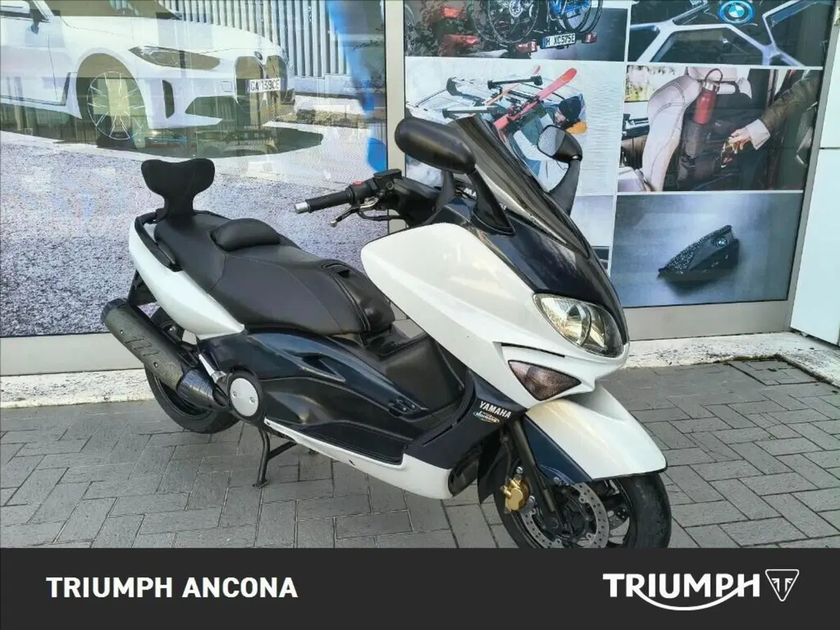 Yamaha T-Max 500 (2004 - 07) (5)