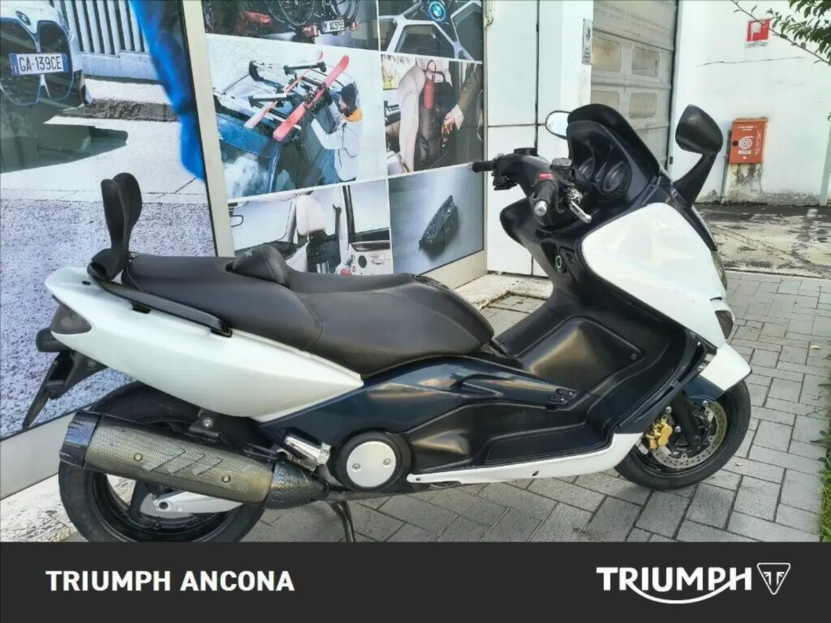 Yamaha T-Max 500 (2004 - 07) (6)
