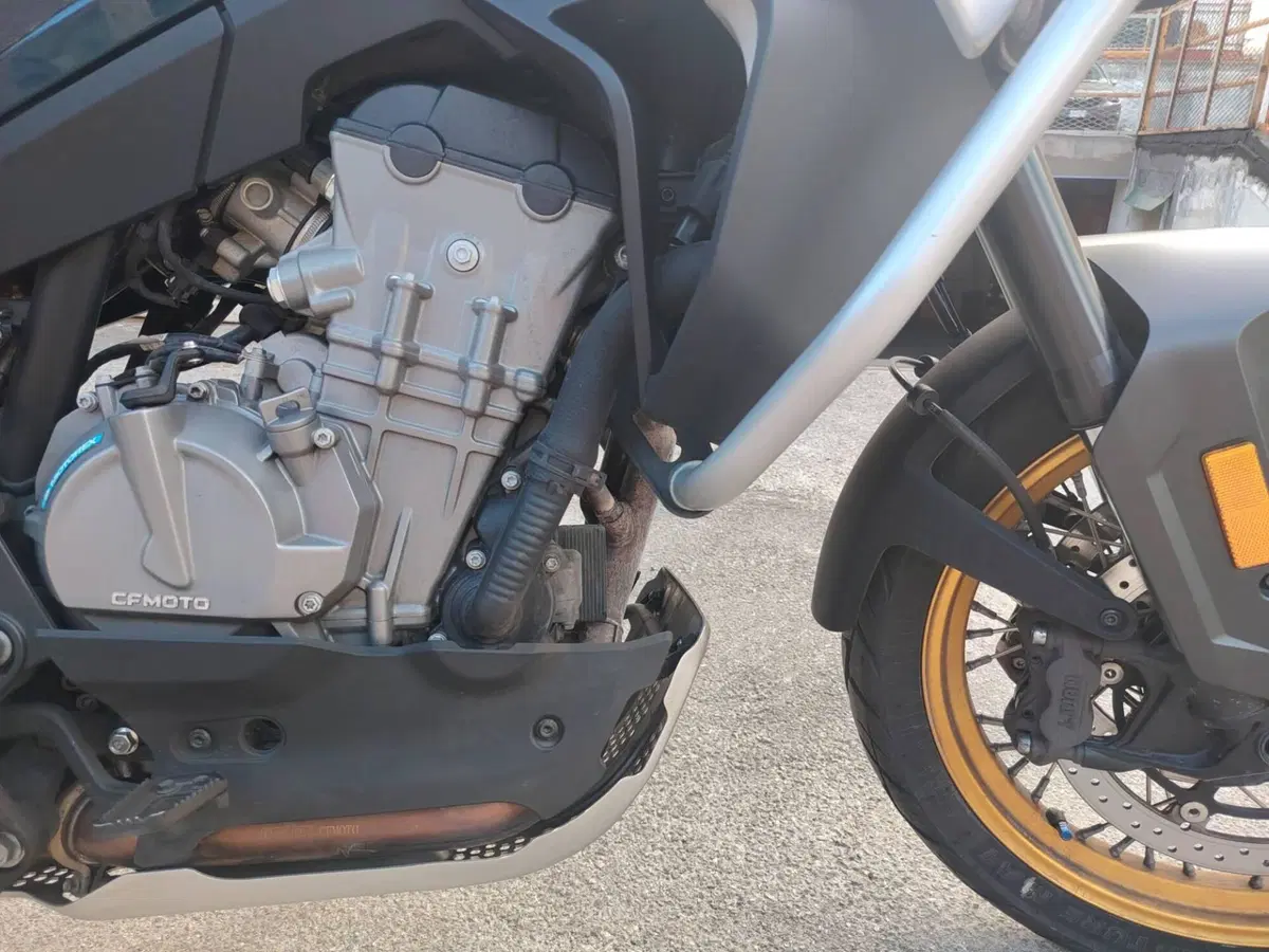 CFMOTO 800MT Touring (2022 - 26) (8)