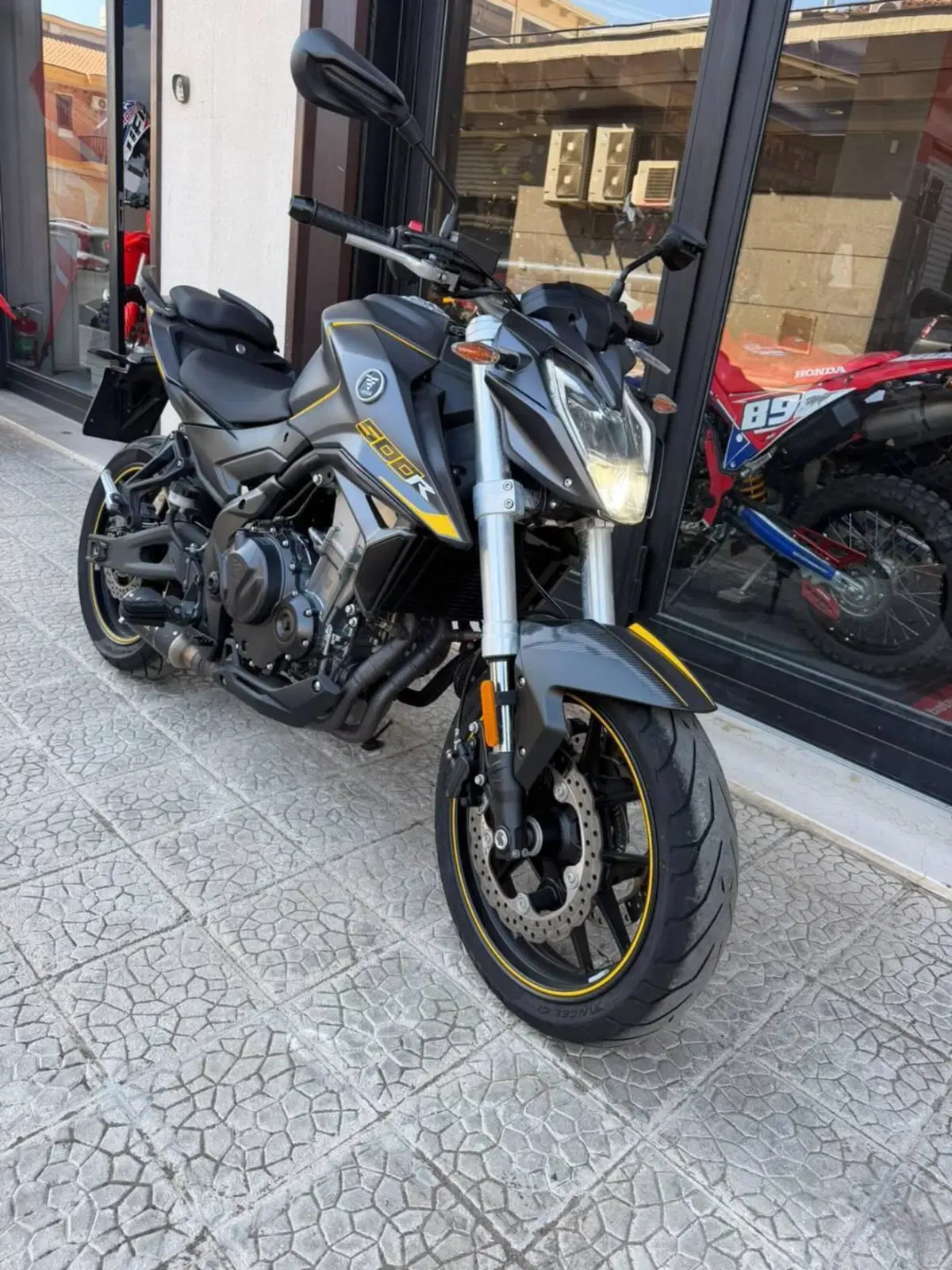 Voge Brivido 500R (2021 - 24) (4)
