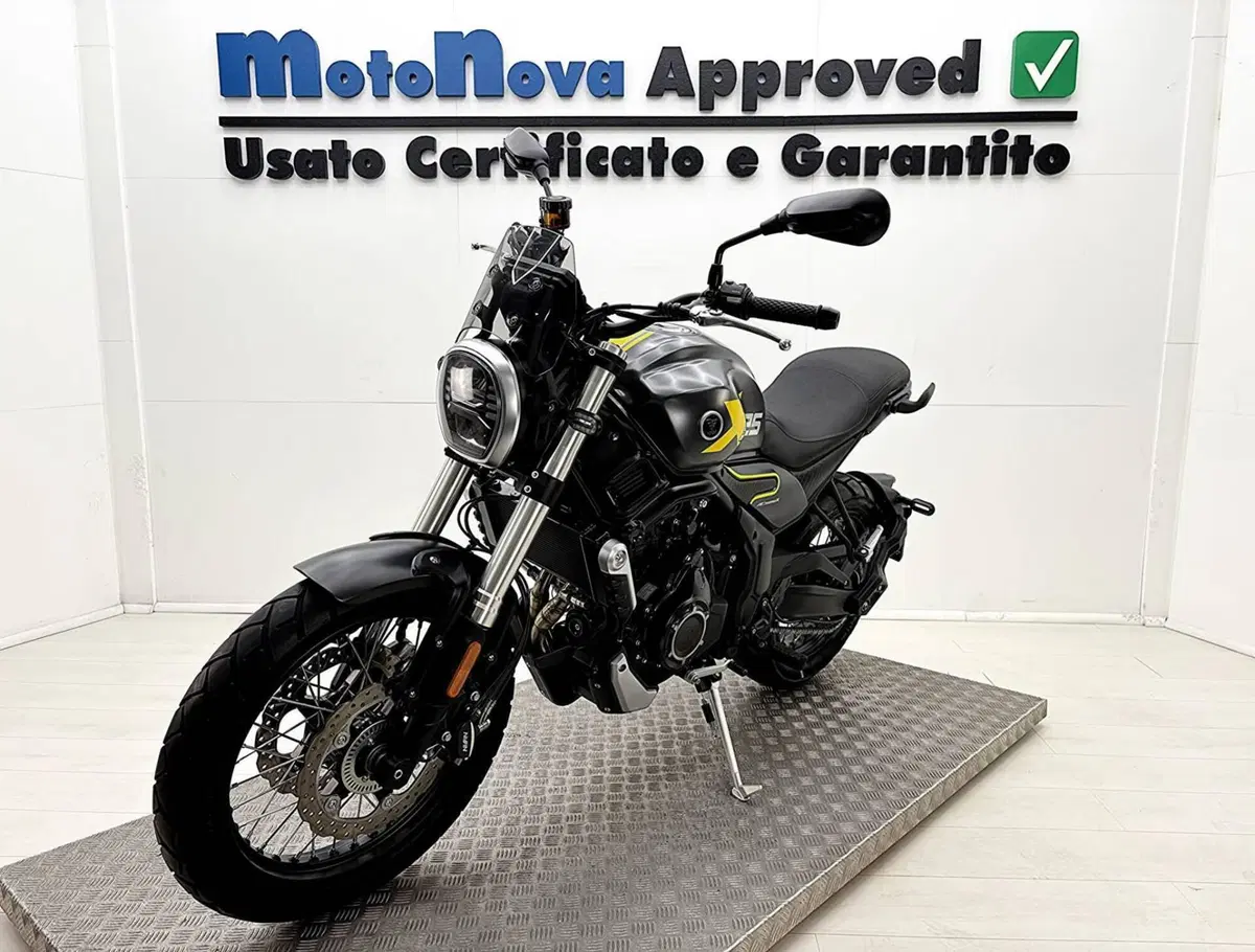 Voge Trofeo 525ACX Scrambler (2023 - 26) (3)