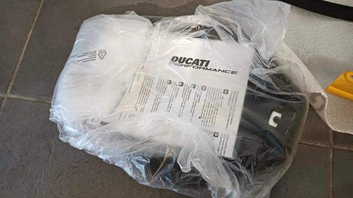 Ducati Panigale V2 S (2025 - 26) (16)