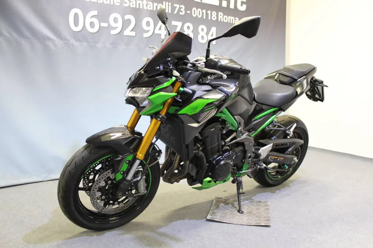 Kawasaki Z 900 SE (2022 - 24) (12)