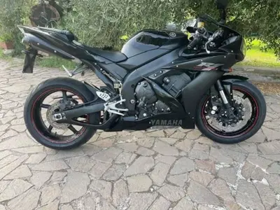 Yamaha YZF R1 (2006 - 07) usata