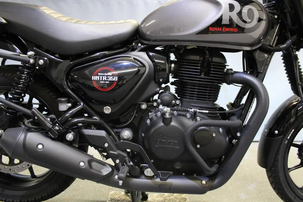 Royal Enfield HNTR 350 (2022 - 26) (10)