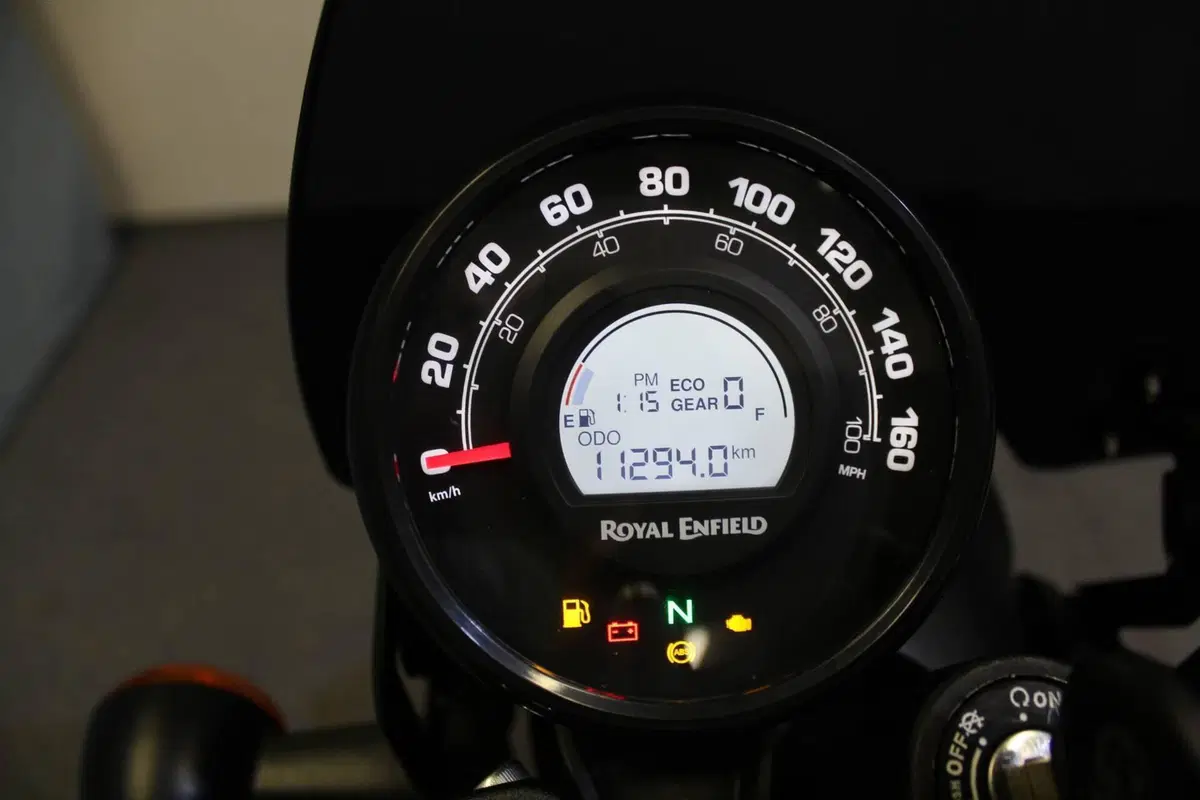 Royal Enfield HNTR 350 (2022 - 26) (3)