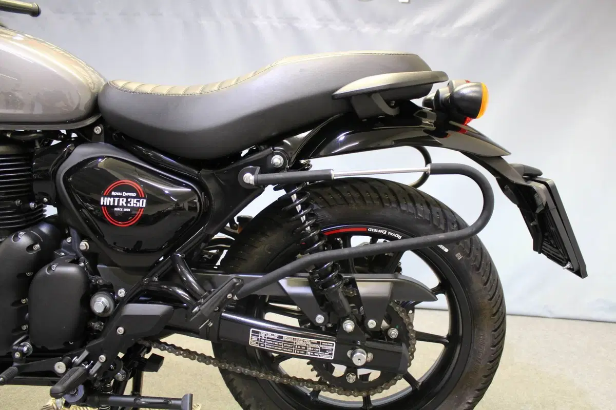 Royal Enfield HNTR 350 (2022 - 26) (17)