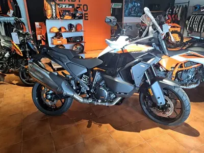 KTM 1390 Super Adventure S (2026) nuova