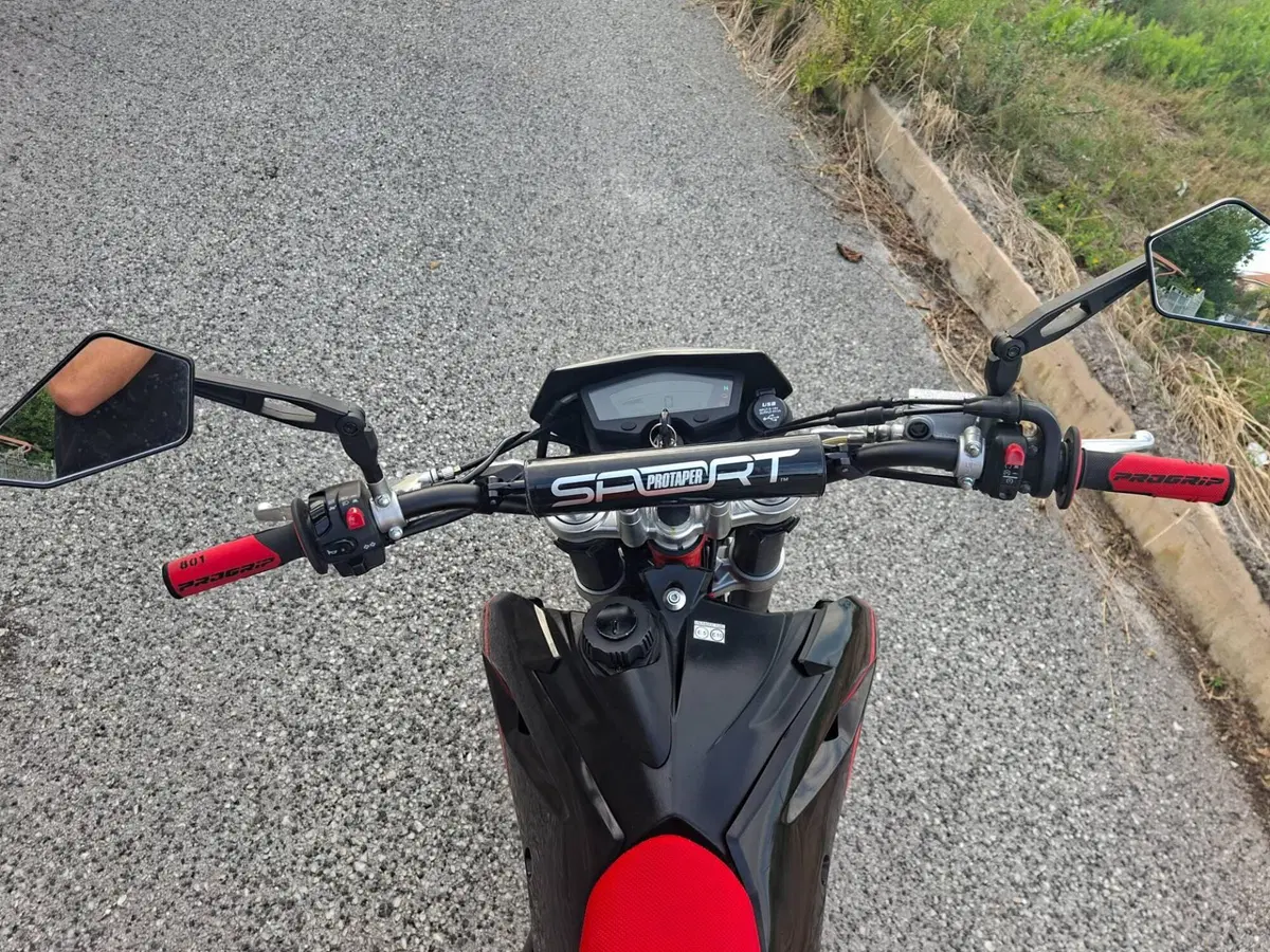 Swm SM 125 R (2022 - 24) (5)