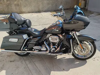 Harley-Davidson 1800 Road Glide Ultra (2011 - 12) - FLTRUSE usata